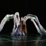 MOMIX - ALICE : Un spectacle inspiré de l’œuvre de Lewis Carroll