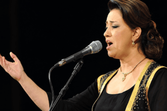 Sonia Mbarek : Carrière atypique d’une chanteuse