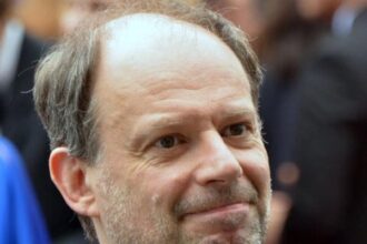 Denis Podalydès lit «Guerre»