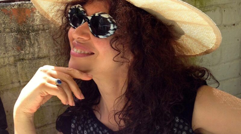 Carolyne CANNELLA, L’instant s’étoile sur l’envol du temps