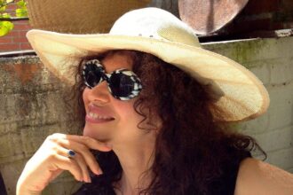 Carolyne CANNELLA, L’instant s’étoile sur l’envol du temps