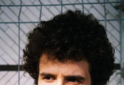 Sabri Louatah brouille les pistes avec "Safari"