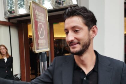 Pierre Niney face aux dangers du charisme