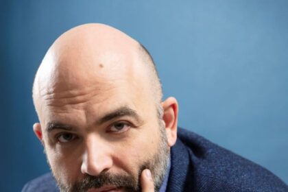 La réédition en poche de Crie-le !  de Roberto Saviano