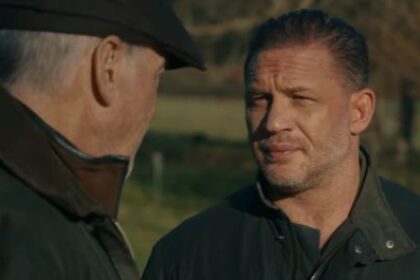 Tom Hardy et Pierce Brosnan dans « MobLand » la nouvelle série de Guy Ritchie