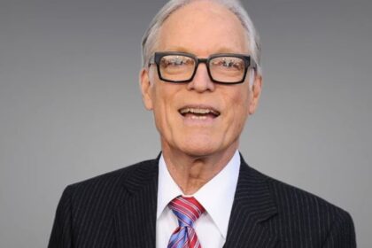 Richard Chamberlain, l’élégance d’un comédien au destin romanesque