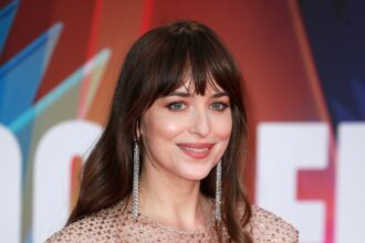 Dakota Johnson se lance dans la réalisation