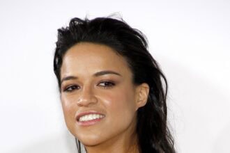 Michelle Rodriguez et Richard Gere dans « Left Seat » 265855805