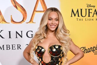 Beyoncé illumine le Stade de France 2564696575