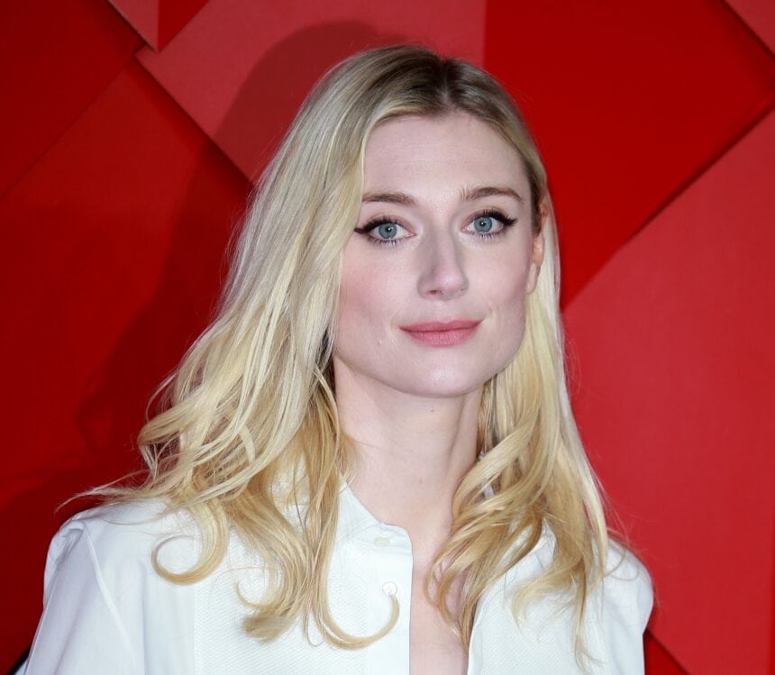 Elizabeth Debicki et Scott Caan rejoignent Brad Pitt... 2234701155