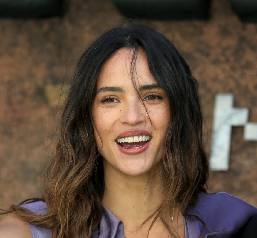 Adria Arjona saura-t-elle séduire Thomas Crown ? 2605381801