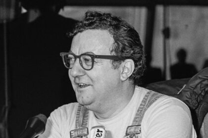 Coluche Les Restos du Cœur lancent « Comédie Cœur » : Le rire pour cause commune