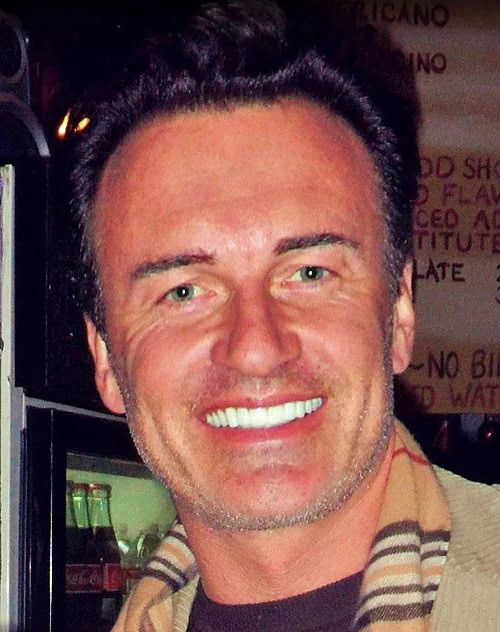 Julian McMahon, star de Nip/Tuck et Charmed, est mort à l’âge de 56 ans