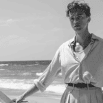 François Ozon adapte L’Étranger de Camus avec Benjamin Voisin en Meursault