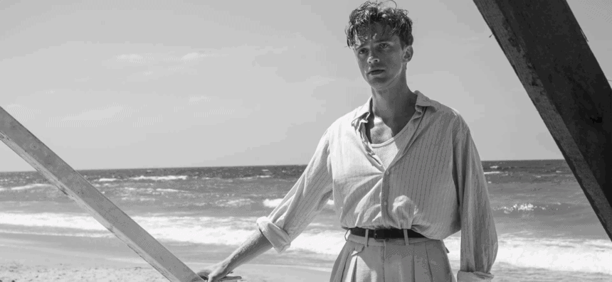 François Ozon adapte L’Étranger de Camus avec Benjamin Voisin en Meursault