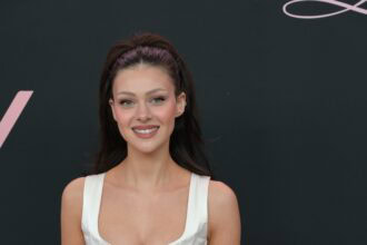 Nicola Peltz Beckham, Jazzy De Lisser et Mary Stuart Masterson réunies 2421164385
