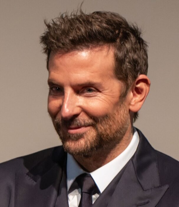 Bradley Cooper signe-t-il son film le plus intime avec « Is This Thing On ? » ?