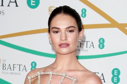 Lily James incarne Whitney Wolfe Herd dans Swipe 2265882241