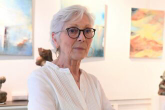 Madeleine DEFFIEUX « La poésie des toits de Paris »