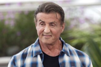 Anthony Ippolito devient Sylvester Stallone dans I Play Rocky