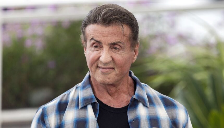 Anthony Ippolito devient Sylvester Stallone dans I Play Rocky