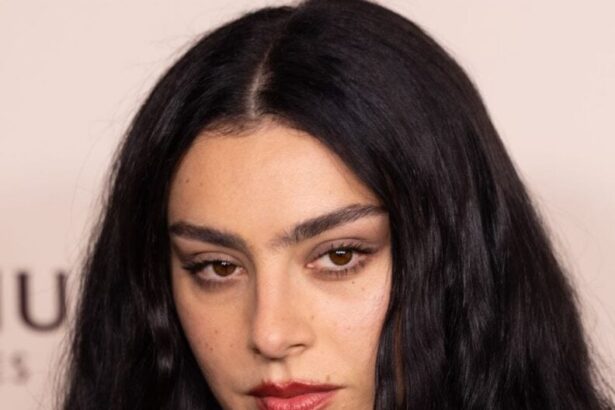 « The Moment », Charli XCX : la pop au cinéma