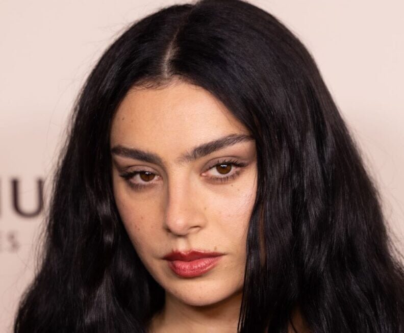 « The Moment », Charli XCX : la pop au cinéma