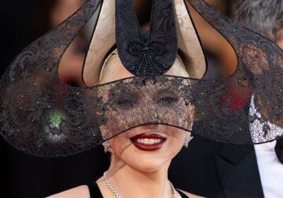 Lady Gaga dans Prada 2