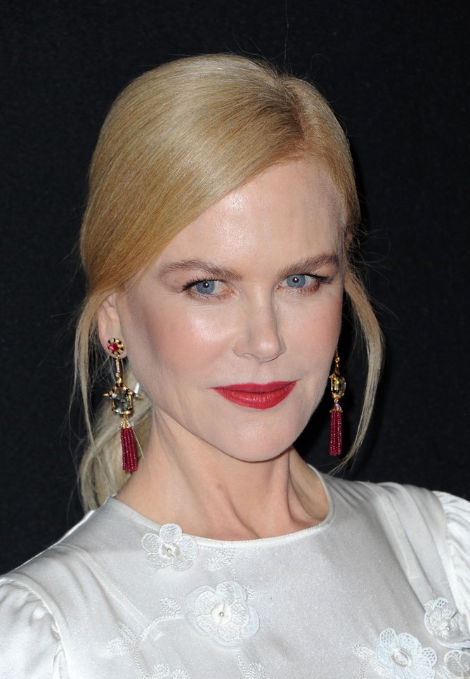 "Discretion" : Nicole Kidman et Elle Fanning entre silence et pouvoir
