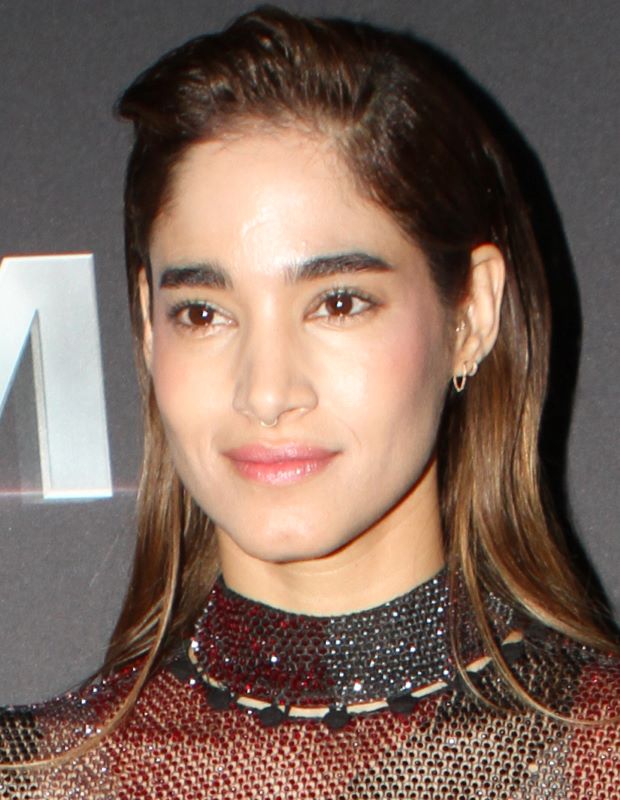 Sofia Boutella, le poids du silence dans Only What We Carry