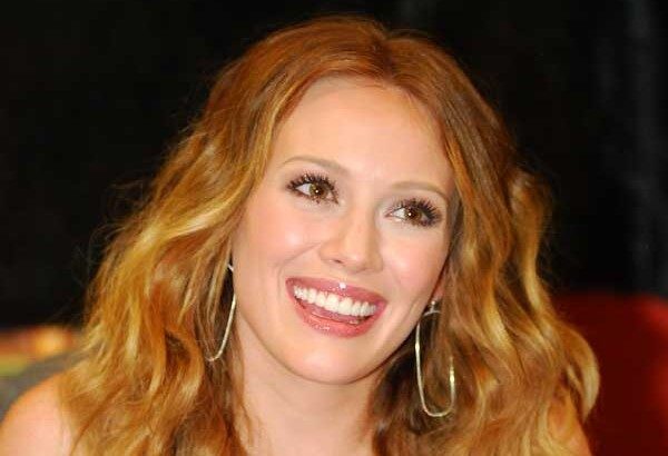 Hilary Duff : un retour musical attendu avec « luck… or something »