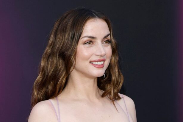 Ana de Armas ouvre un nouveau chapitre avec Reenactment