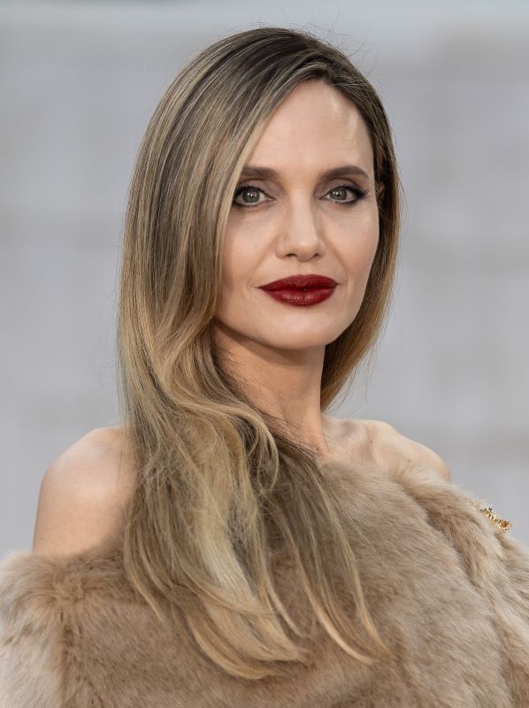 Quand Eva Sørhaug rencontre Angelina Jolie