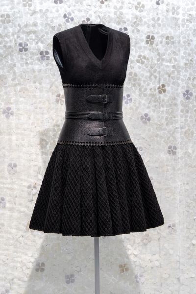 Azzedine Alaïa et Christian Dior, deux maîtres de la haute couture