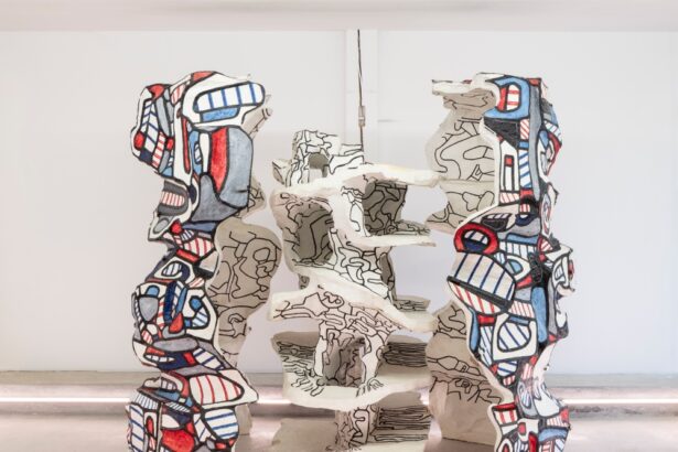 Jean Dubuffet et la Tour aux figures - une aventure monumentale