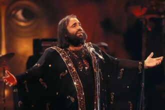Demis Roussos : l’écho d’un chanteur mondial