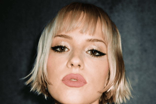 Angèle revient avec « What You Want »