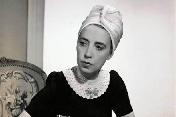 Schiaparelli : Fashion Becomes Art au V&A, la mode comme geste artistique