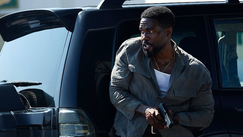 Yahya Abdul-Mateen II dans la série Man on Fire de Netflix