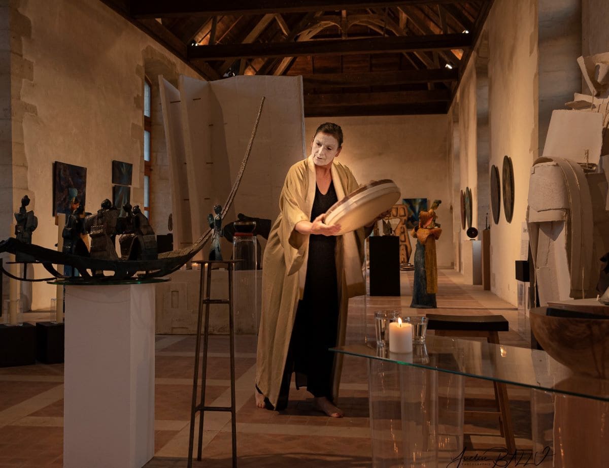 Sophie Zina-O : une sculptrice entre matière, mémoire et sacré