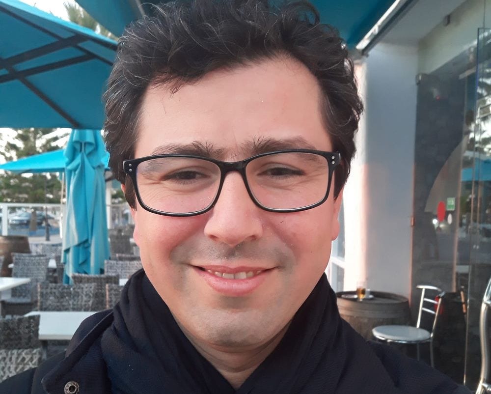 La mondialité de la poésie tunisienne d’Aymen Hacen