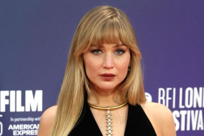 Jennifer Lawrence One Month Mark : Jennifer Lawrence en tête d'affiche du nouveau film d'Apple