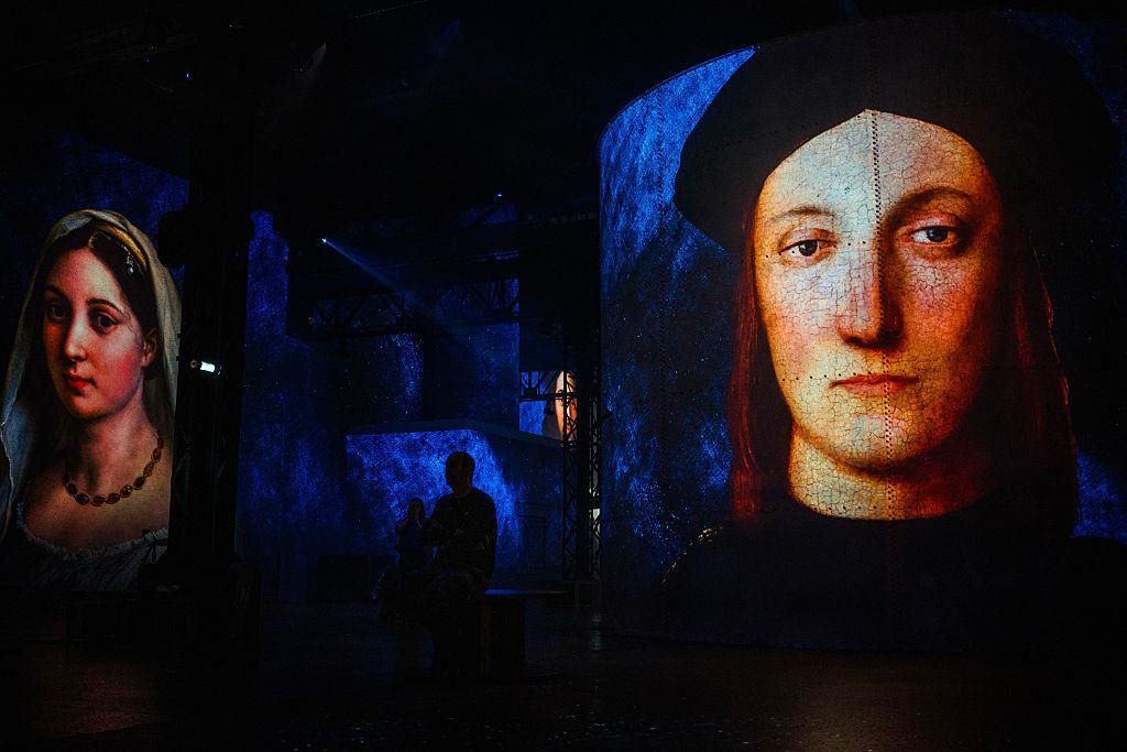 L’Atelier des Lumières présente « Renaissance : de Vinci, Raphaël, Michel-Ange »