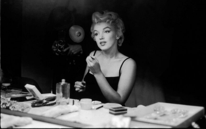 Marilyn, portrait d’une enfant radieuse : l’exposition Marilyn Monroe à Paris