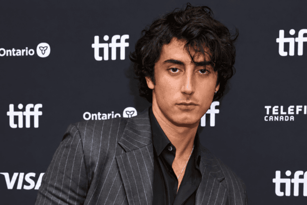 Qui est Anthony Ippolito, le jeune acteur qui incarne Sylvester Stallone ?