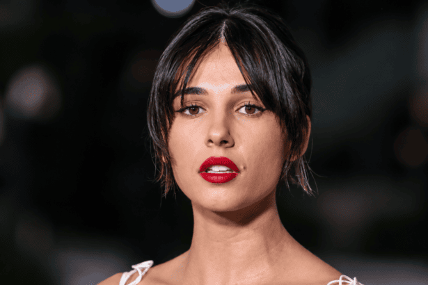 Naomi Scott et Kit Harington remontent le temps dans Eternal Return