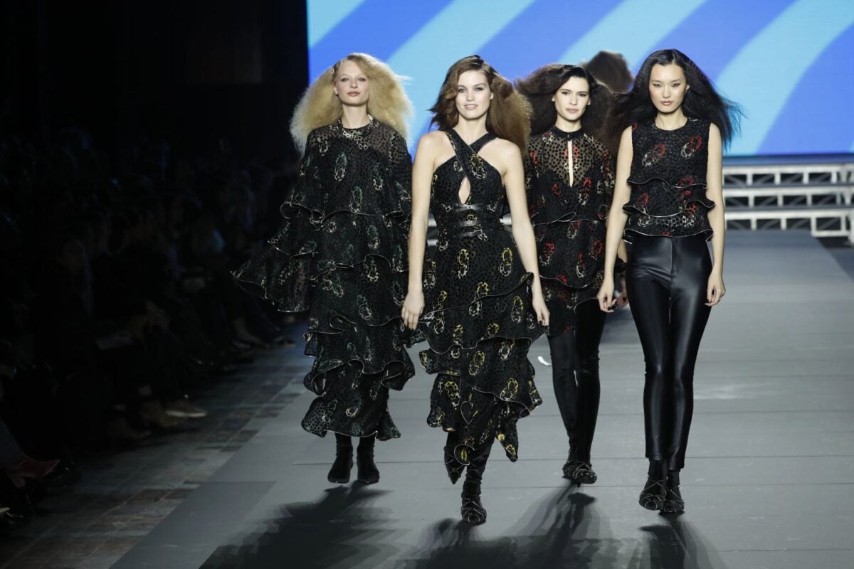 La Paris Fashion Week se vit aussi en dehors des défilés