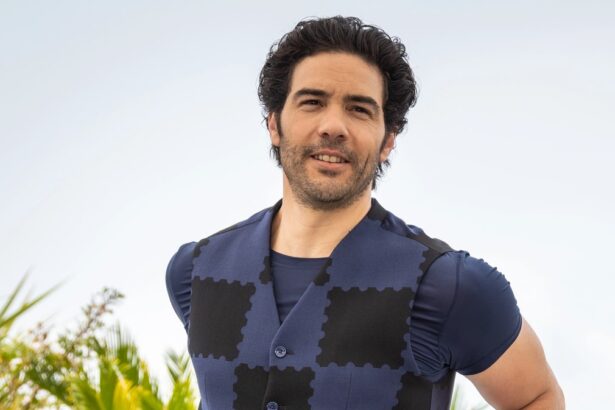 Tahar Rahim dans Les Misérables