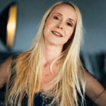 « This Fire! » : Tina Dico invite Emilíana Torrini sur son nouveau single