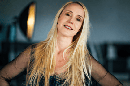 « This Fire! » : Tina Dico invite Emilíana Torrini sur son nouveau single